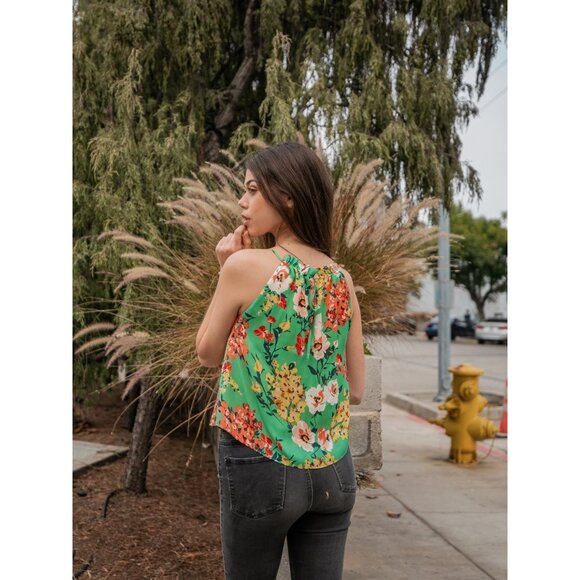 NWT Floral Print Top - Picture 3 of 3
